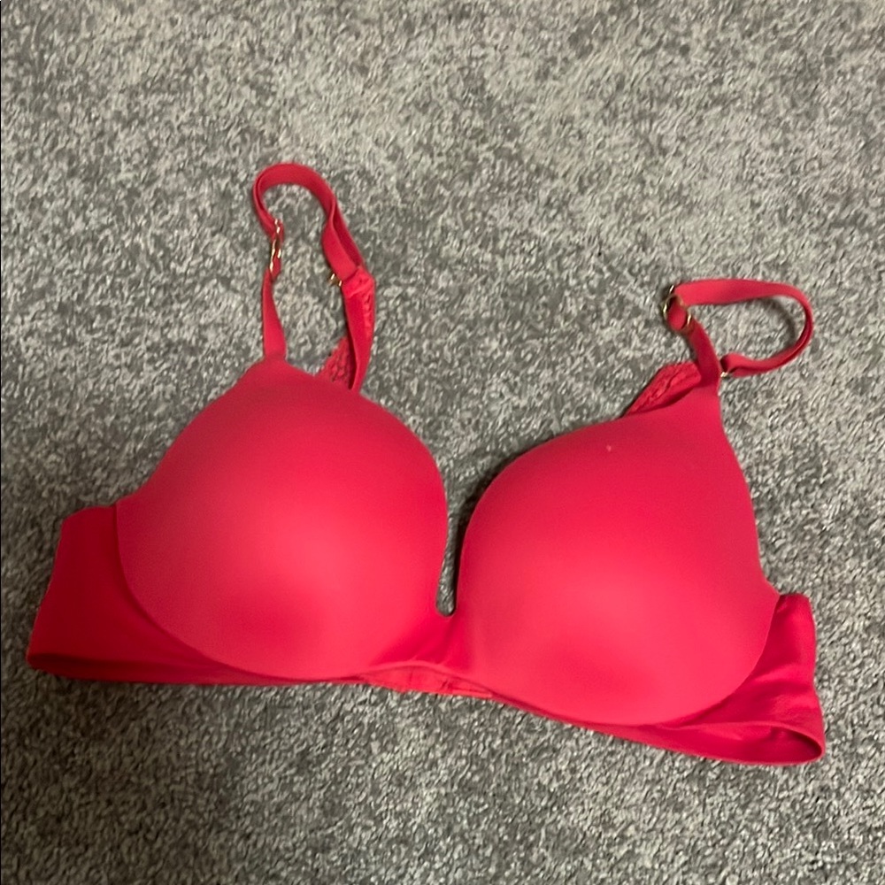Victoria’s Secret 32B Women's red Bra